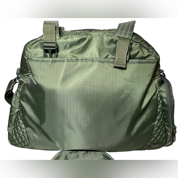 Lug Cartwheel & Drawstring Bag Overnight Bag Olive Green GUC Weekender Duffle - Picture 13 of 16